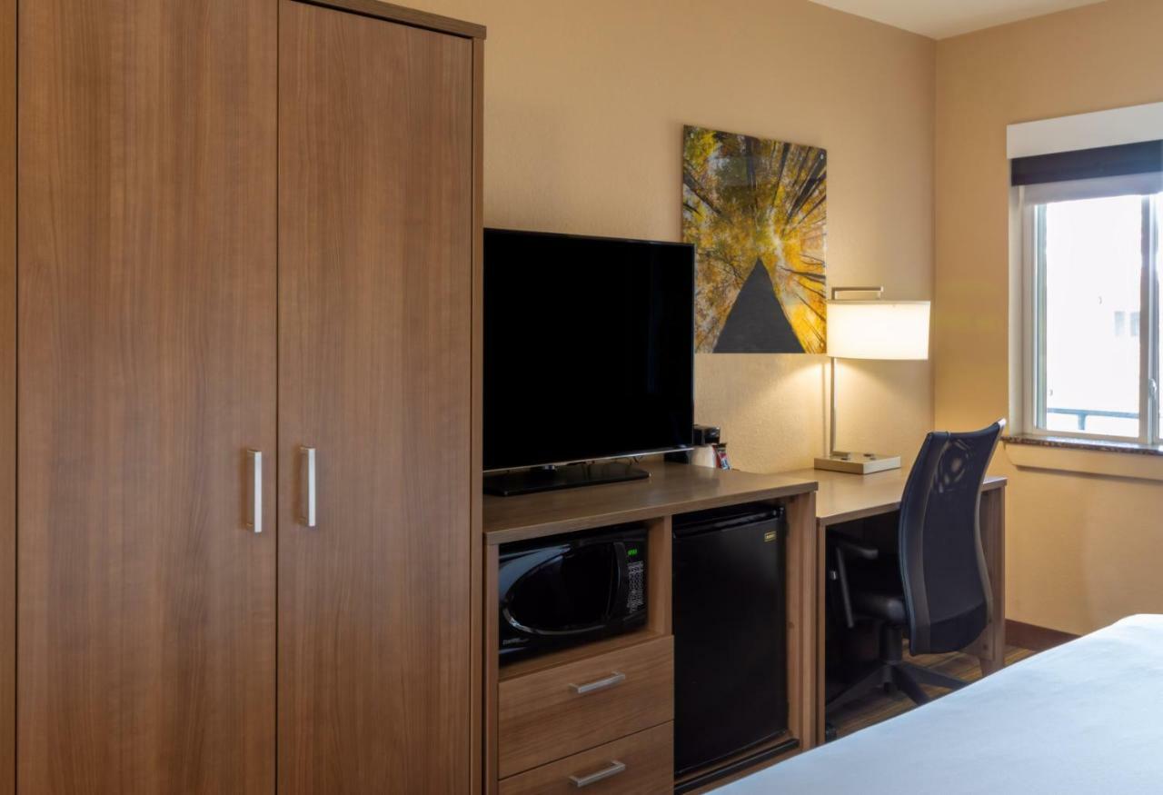 Boulder University Inn エクステリア 写真