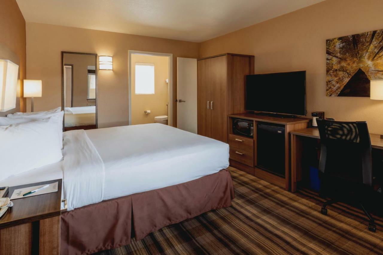 Boulder University Inn エクステリア 写真