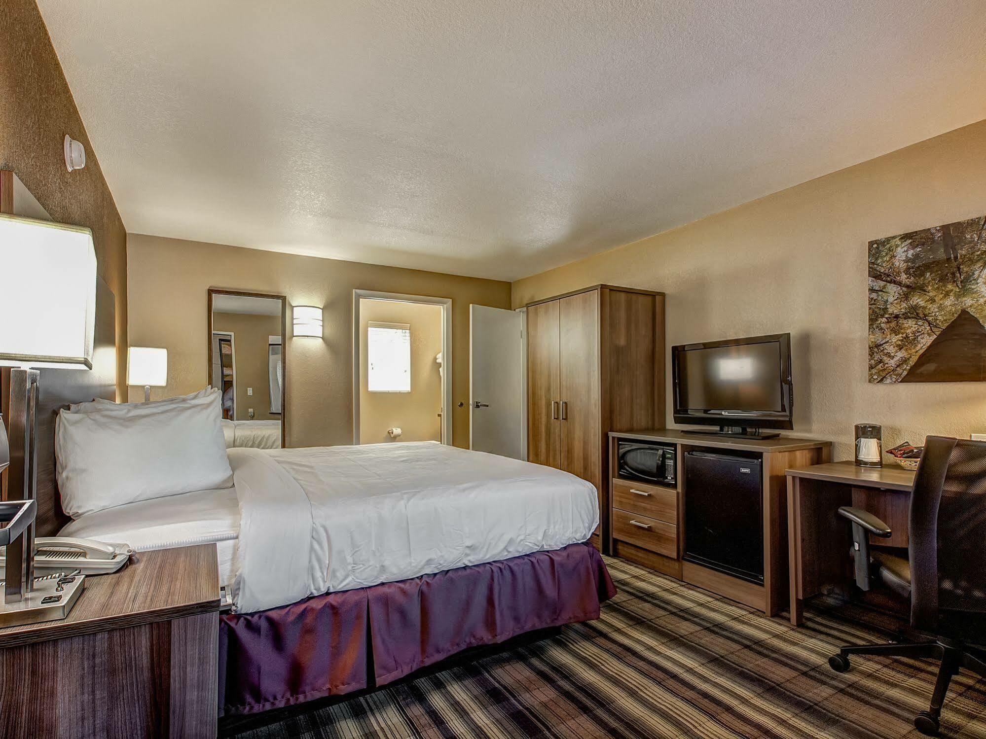 Boulder University Inn エクステリア 写真